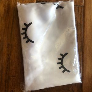 Sephora special edition Silk Pillowcase - Std/Qn